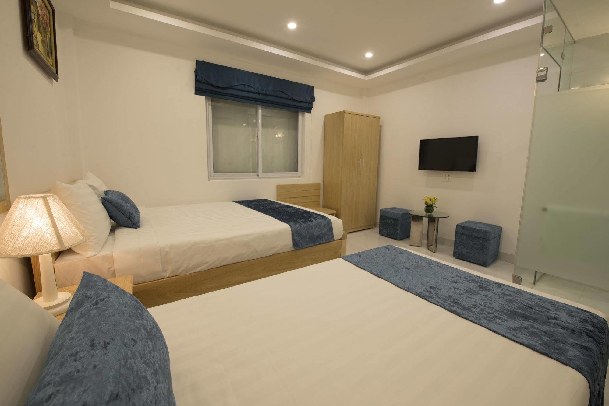 Ha Noi Holiday Center Hotel 3*
